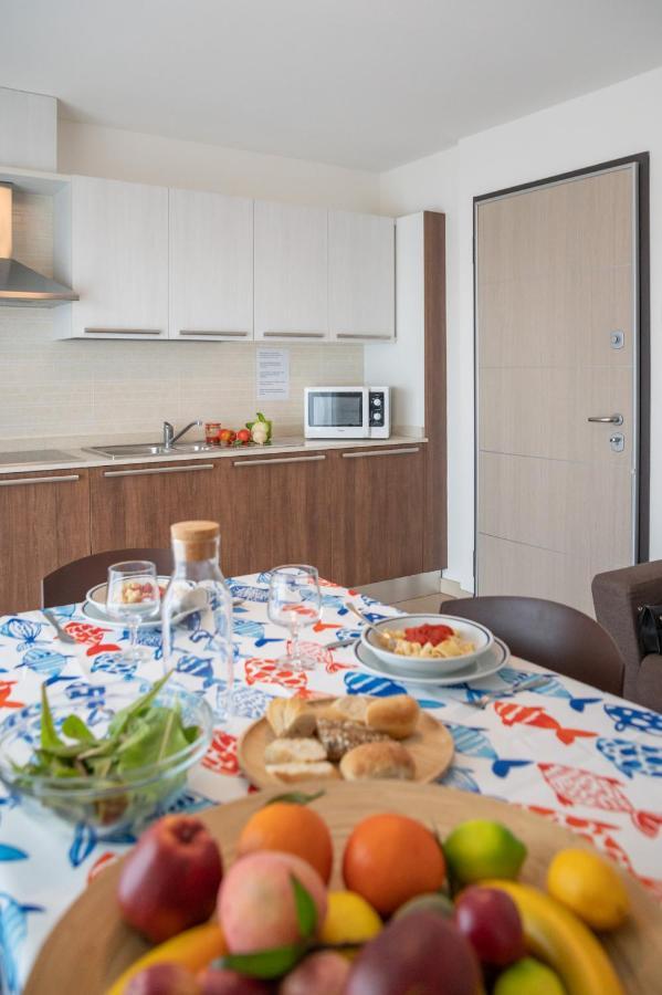 Residenza Monica Apartment Lignano Sabbiadoro Luaran gambar